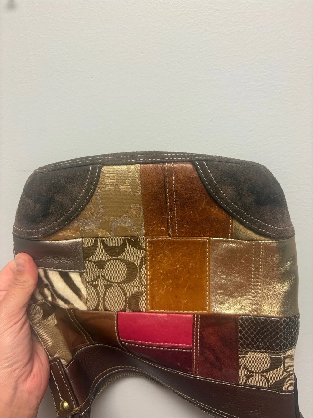Vintage Coach Y2K Limited Edition Crossbody or shoulder bag # 10435